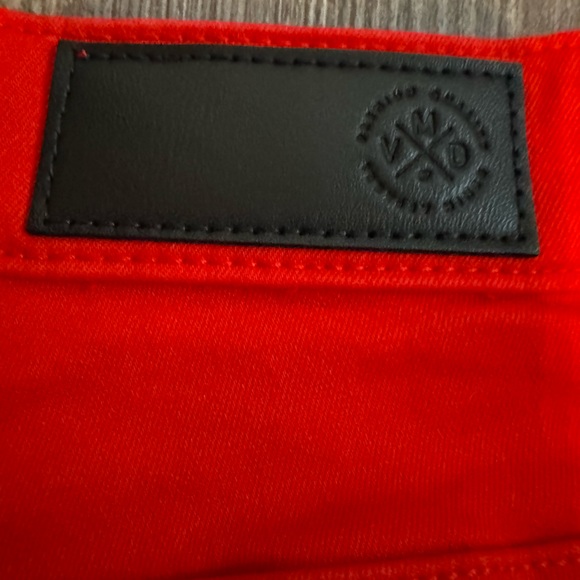Vero Moda Red Denim Shorts NWOT - Picture 4 of 5